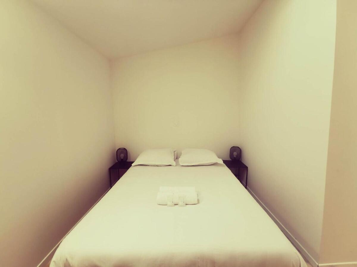 Le Quai Du Rhone Apartamento Sainte-Colombe  Quarto foto